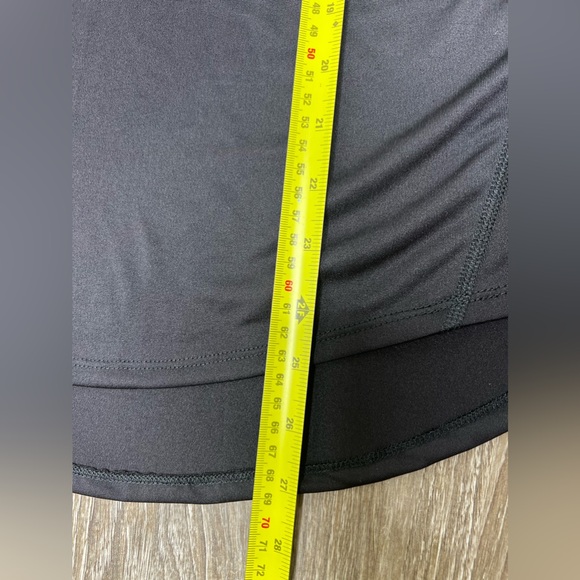 Women's Tek Gear® Performance Core Crewneck Tee Size Medium - Picture 10 of 11